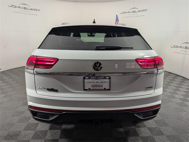 2021 Volkswagen Atlas Cross Sport Vehicle Photo in ENGLEWOOD, CO 80113-6708