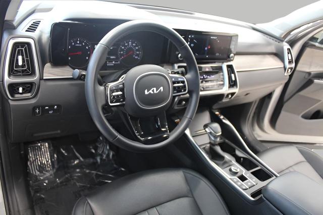 2023 Kia Sorento Vehicle Photo in Green Bay, WI 54304