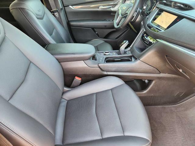 2021 Cadillac XT5 Vehicle Photo in DENTON, TX 76210-9321