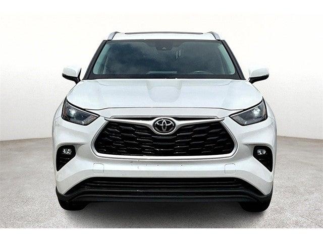 2023 Toyota Highlander Vehicle Photo in San Antonio, TX 78230