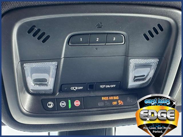 2023 Chevrolet Traverse Vehicle Photo in Roslyn, NY 11576