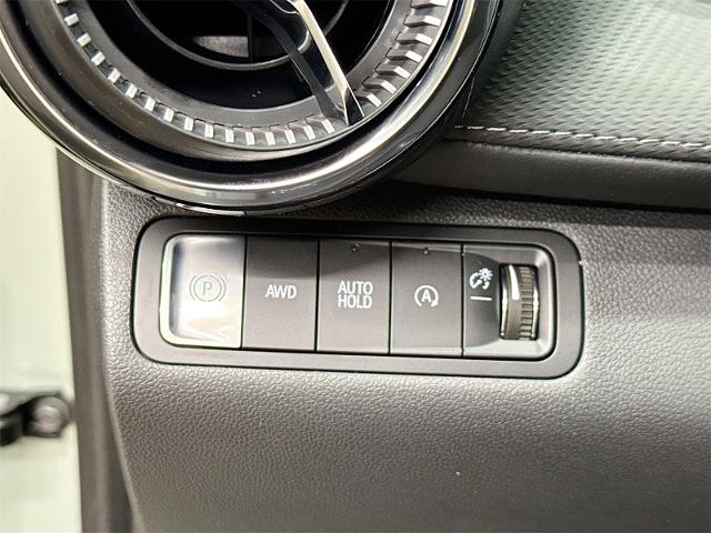 2026 Chevrolet Equinox Vehicle Photo in EVERETT, WA 98203-5662
