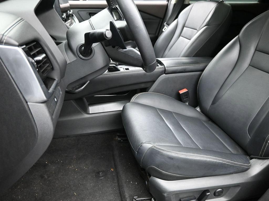 2023 Nissan Rogue Vehicle Photo in Marion, IA 52302