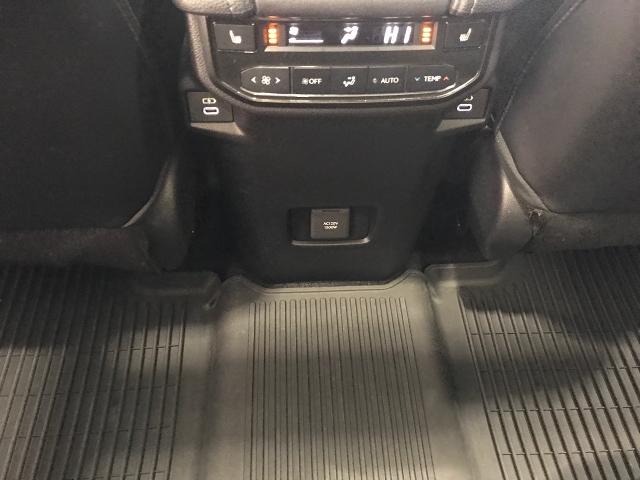 2024 Toyota Grand Highlander Vehicle Photo in GREEN BAY, WI 54303-3330