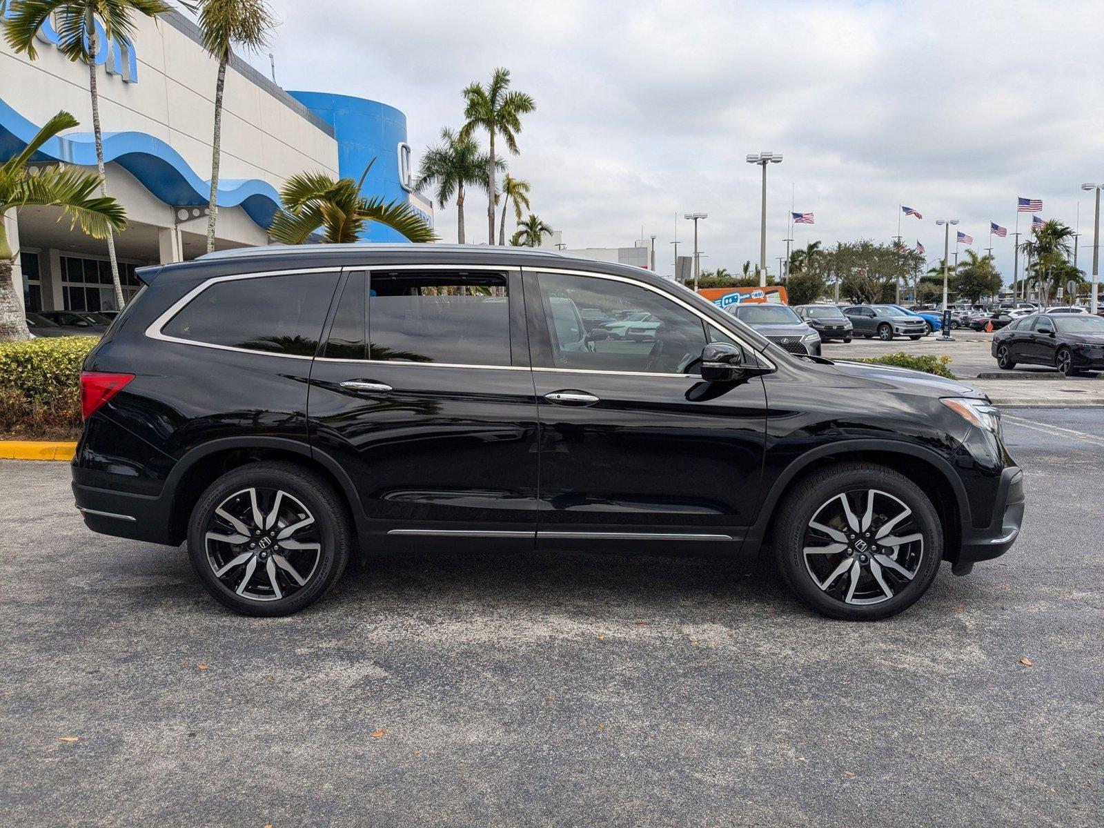 2022 Honda Pilot Vehicle Photo in Miami, FL 33015