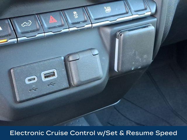 2024 Chevrolet Silverado 2500 HD Vehicle Photo in PAWLING, NY 12564-3219