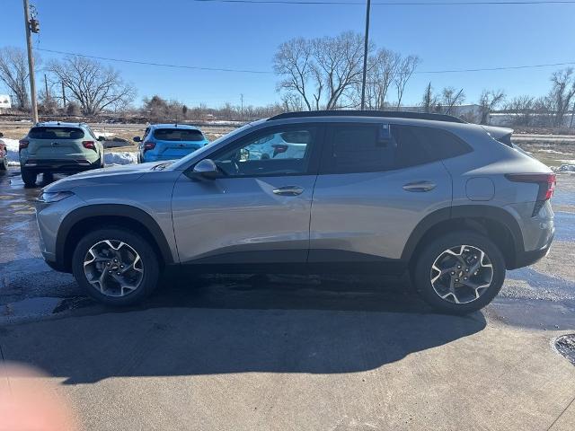 2025 Chevrolet Trax Vehicle Photo in MANHATTAN, KS 66502-5036