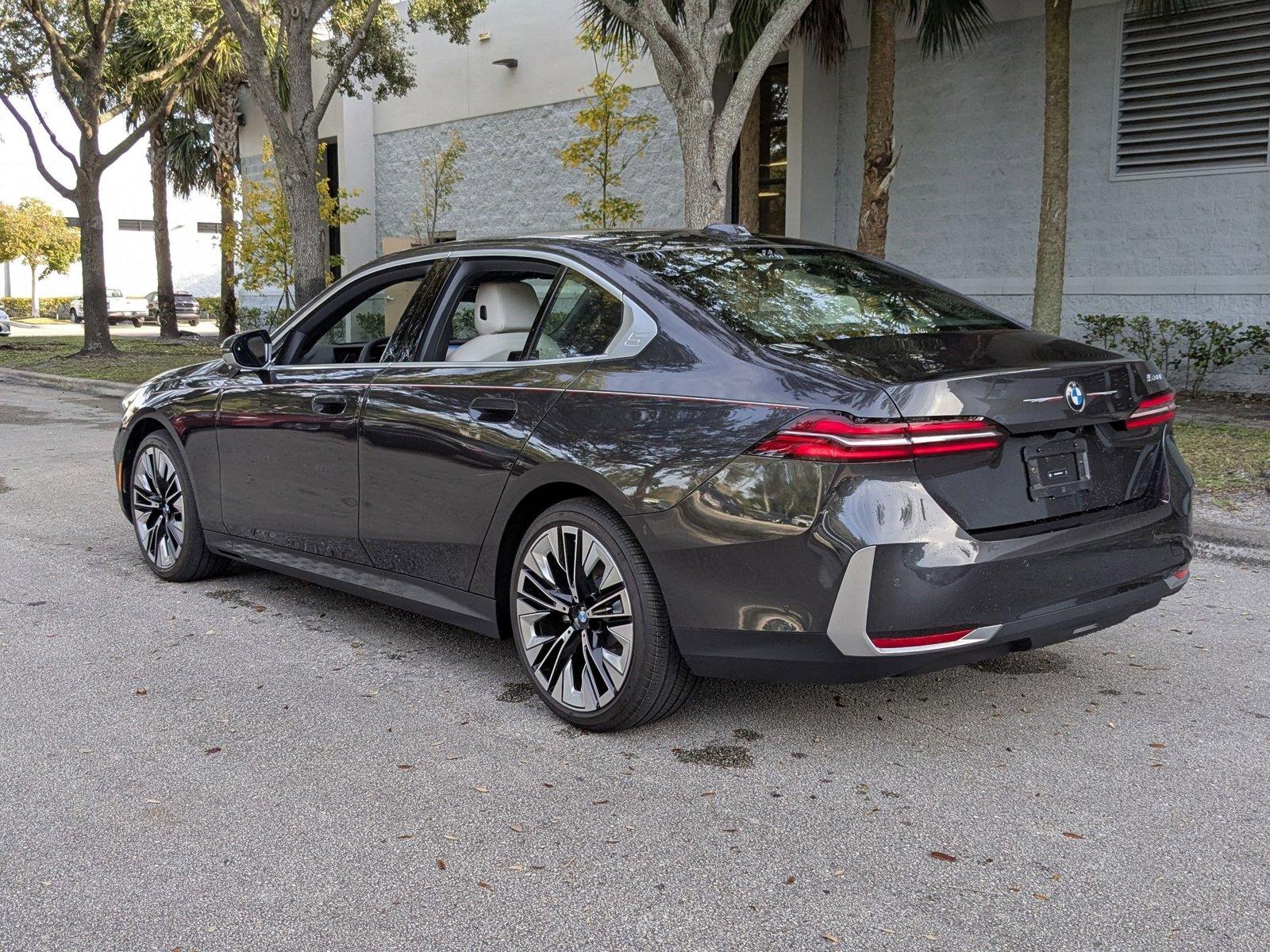 2024 BMW 530i Vehicle Photo in West Palm Beach, FL 33417