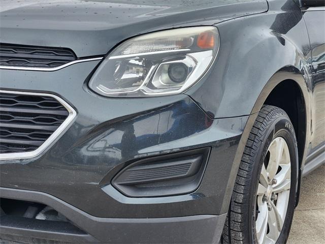 2017 Chevrolet Equinox Vehicle Photo in GAINESVILLE, TX 76240-2013