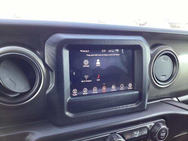2023 Jeep Wrangler Vehicle Photo in Gardner, MA 01440