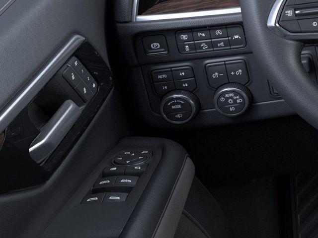 2025 Chevrolet Suburban Vehicle Photo in PAWLING, NY 12564-3219