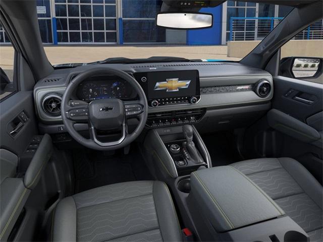 2025 Chevrolet Colorado Vehicle Photo in ENGLEWOOD, CO 80113-6708