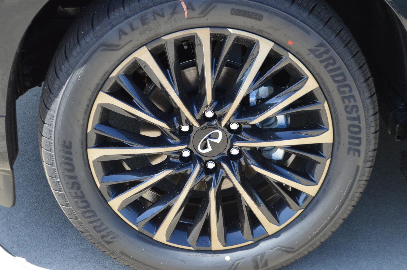 2025 INFINITI QX80 Vehicle Photo in Houston, TX 77090