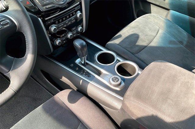 2015 Nissan Pathfinder Vehicle Photo in INDEPENDENCE, MO 64055-1314