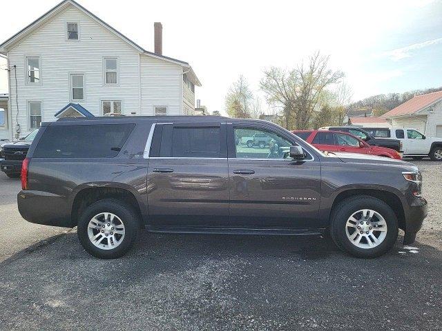 2017 Chevrolet Suburban Vehicle Photo in THOMPSONTOWN, PA 17094-9014