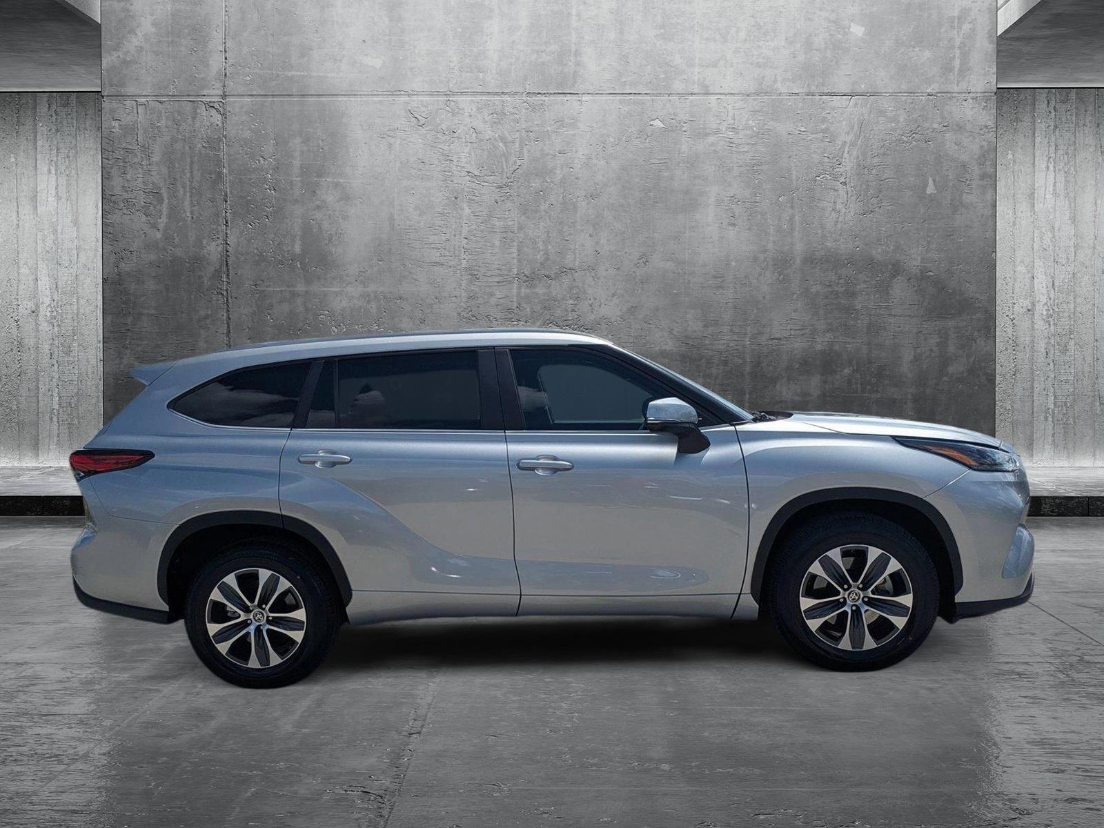 2023 Toyota Highlander Vehicle Photo in Winter Park, FL 32792