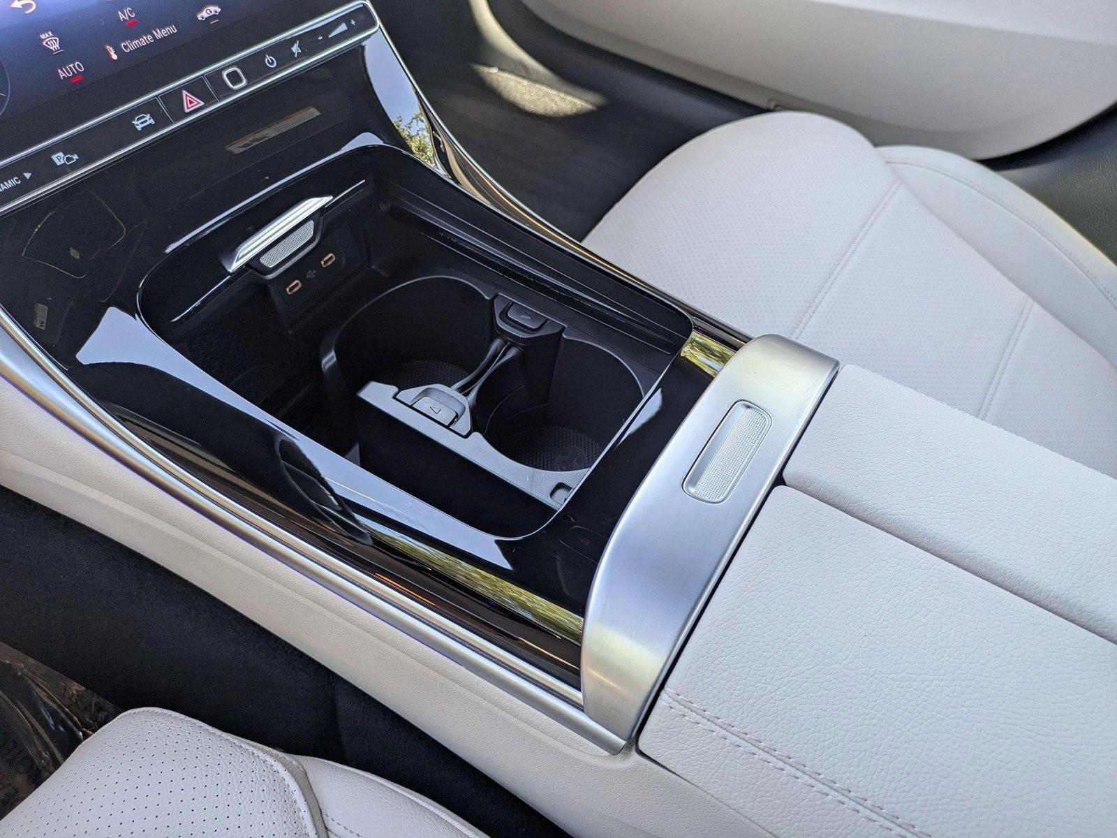 2025 Mercedes-Benz C-Class Vehicle Photo in Sarasota, FL 34231