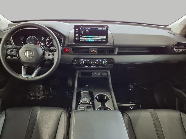 2025 Honda Pilot Vehicle Photo in Oshkosh, WI 54904