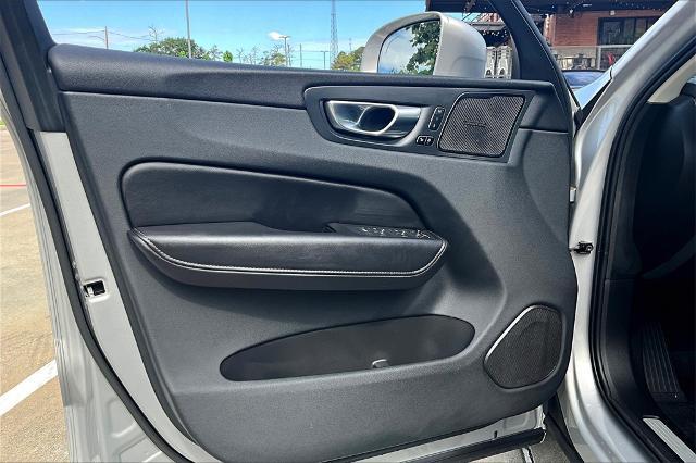 2022 Volvo XC60 Vehicle Photo in Houston, TX 77007