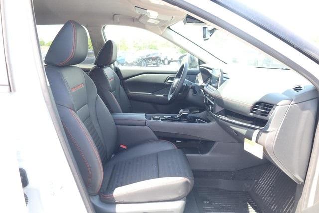 2025 Nissan Rogue Vehicle Photo in Hazelwood, MO 63042