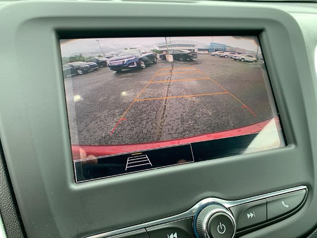 2022 Chevrolet Equinox Vehicle Photo in MOON TOWNSHIP, PA 15108-2571