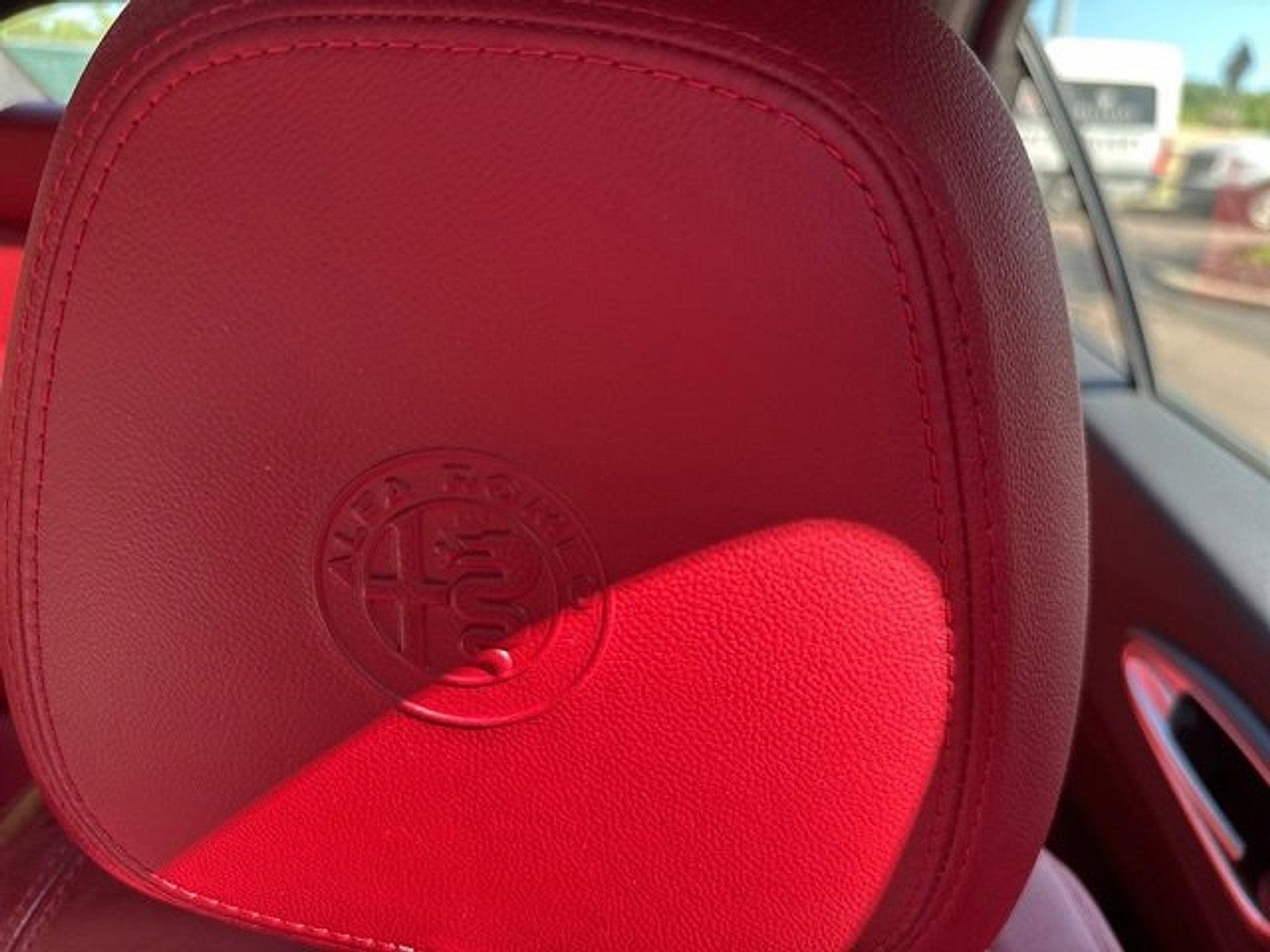 2022 Alfa Romeo Giulia Vehicle Photo in Willow Grove, PA 19090