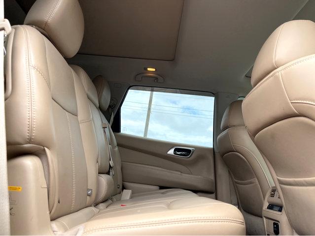 2017 Nissan Pathfinder Vehicle Photo in Savannah, GA 31419