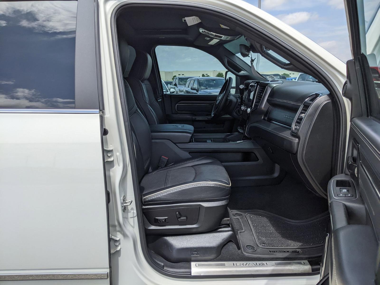 2024 Ram 2500 Vehicle Photo in Seguin, TX 78155