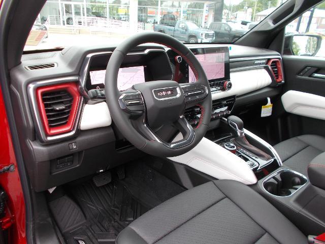 2025 GMC Canyon Vehicle Photo in LOWELL, MA 01852-4336