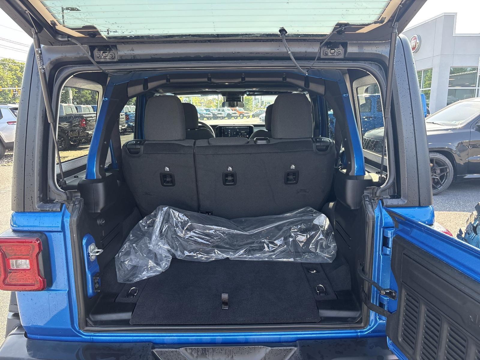 2025 Jeep Wrangler Vehicle Photo in Mechanicsburg, PA 17050-1707