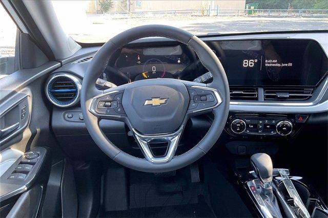 2025 Chevrolet Trax Vehicle Photo in INDEPENDENCE, MO 64055-1314