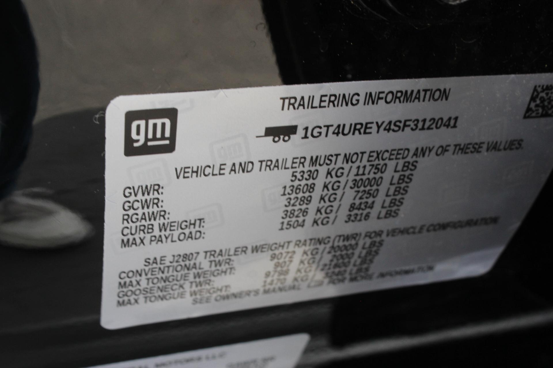2025 GMC Sierra 2500 HD Vehicle Photo in AURORA, CO 80012-4011