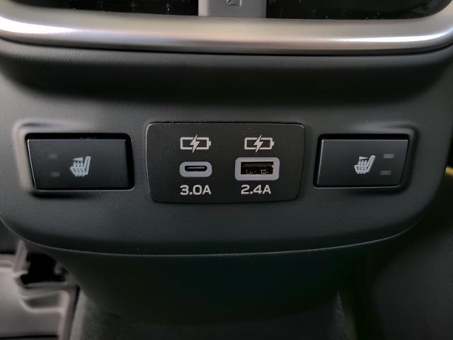 2025 Subaru Outback Vehicle Photo in Green Bay, WI 54304