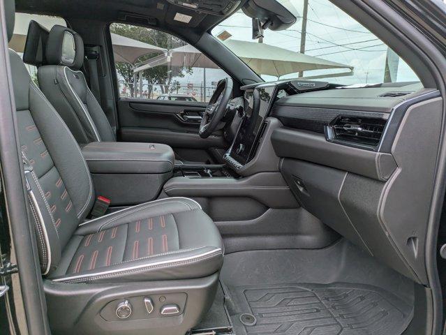 2025 GMC Yukon Vehicle Photo in SELMA, TX 78154-1460