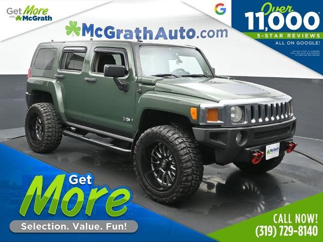 2006 HUMMER H3 Vehicle Photo in Cedar Rapids, IA 52402
