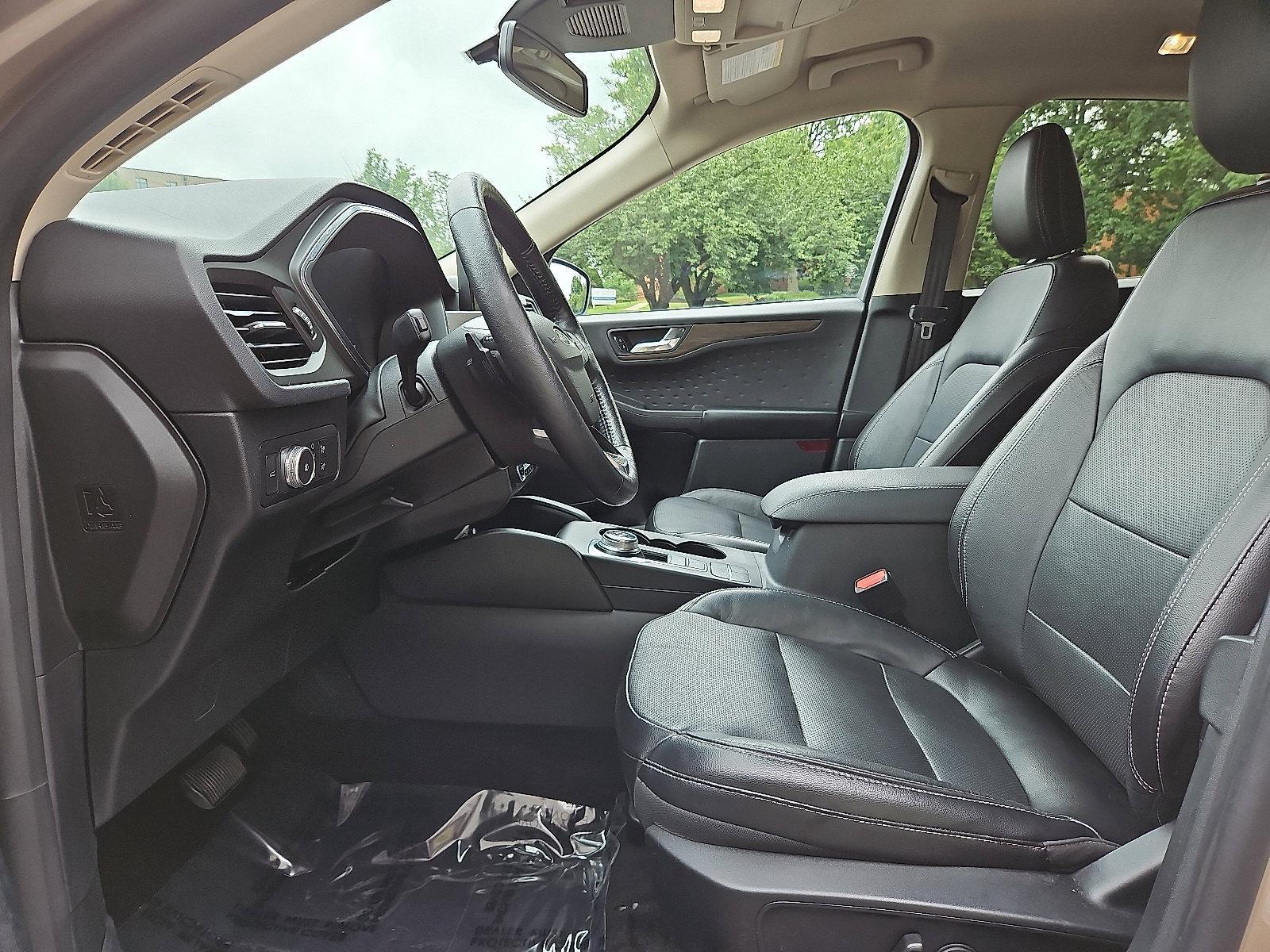 2020 Ford Escape Vehicle Photo in Jenkintown, PA 19046