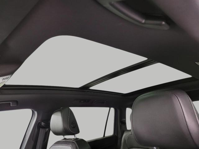 2023 Volkswagen Tiguan Vehicle Photo in OSHKOSH, WI 54904-7811