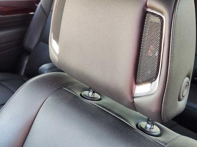 2022 Cadillac Escalade Vehicle Photo in DENTON, TX 76210-9321