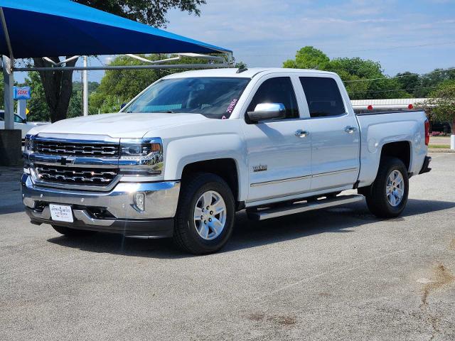 2017 Chevrolet Silverado 1500 Vehicle Photo in DENTON, TX 76210-9321