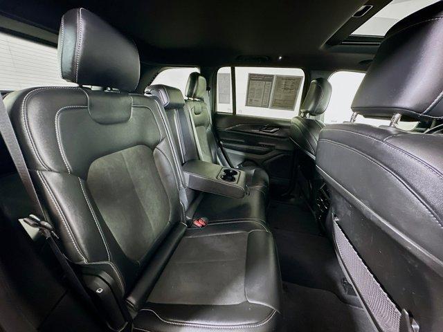 2023 Jeep Grand Cherokee Vehicle Photo in Doylsetown, PA 18901