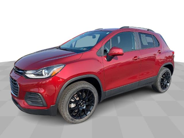 2021 Chevrolet Trax Vehicle Photo in MOON TOWNSHIP, PA 15108-2571