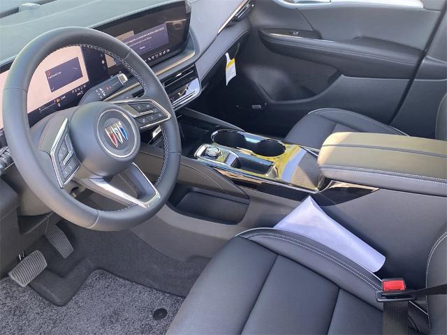 2024 Buick Envision Vehicle Photo in GOODYEAR, AZ 85338-1310