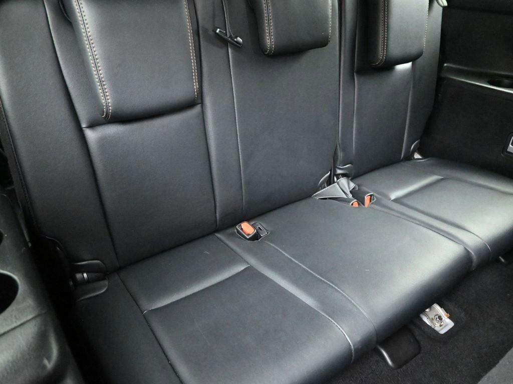 2018 Toyota Highlander Vehicle Photo in Cedar Rapids, IA 52402