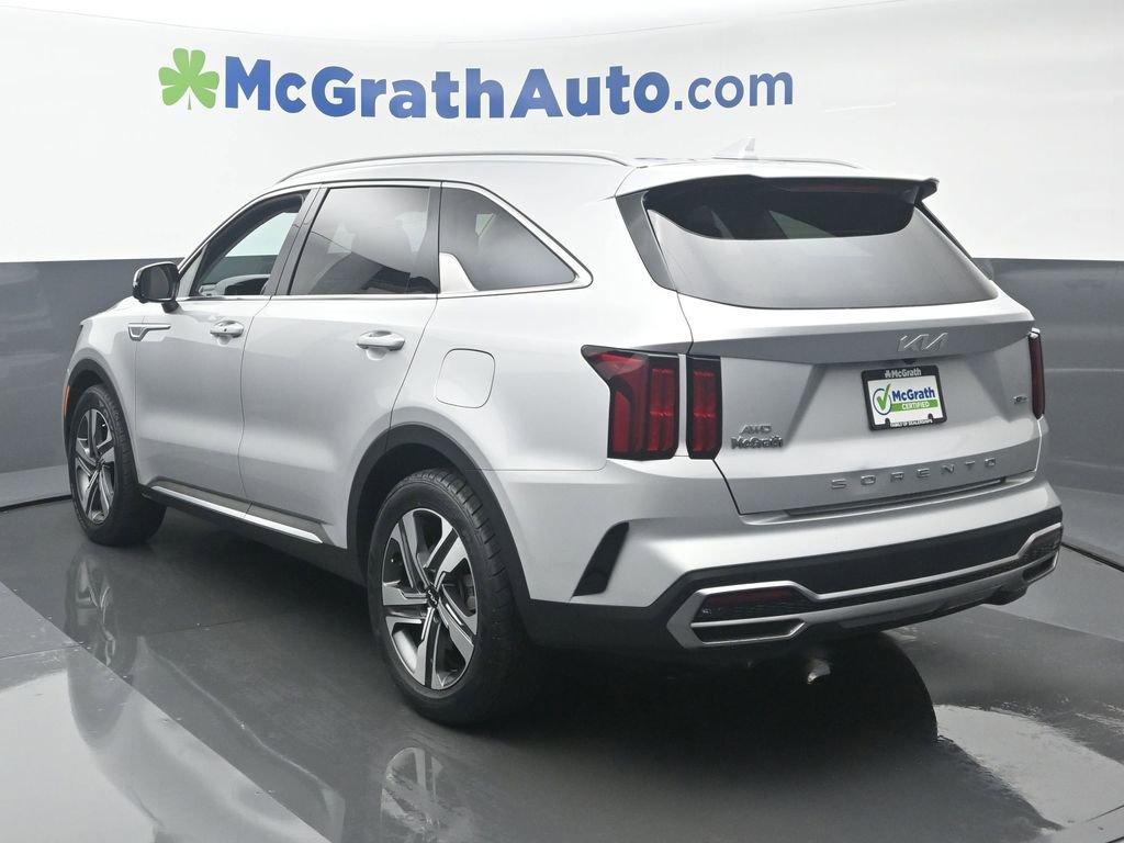 2022 Kia Sorento Plug-In Hybrid Vehicle Photo in Cedar Rapids, IA 52402