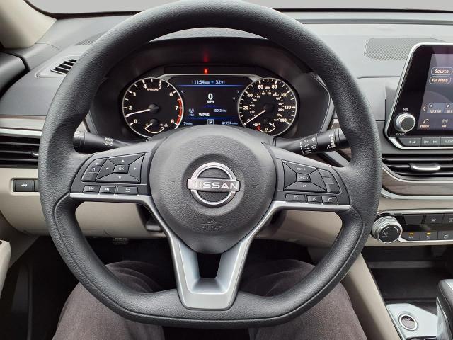 2025 Nissan Altima Vehicle Photo in Oshkosh, WI 54904