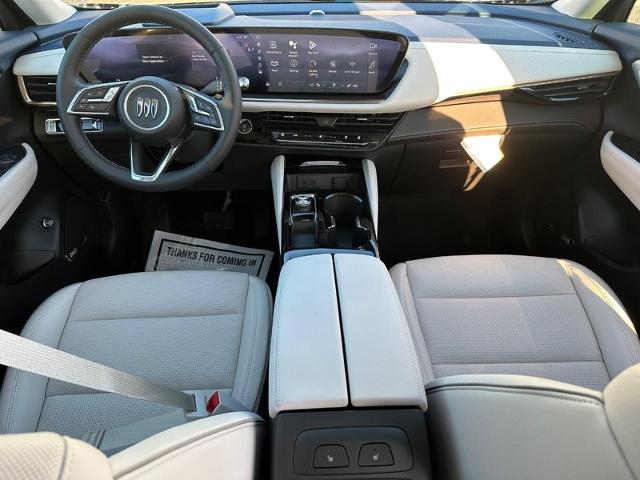 2025 Buick Envision Vehicle Photo in COLUMBIA, MO 65203-3903