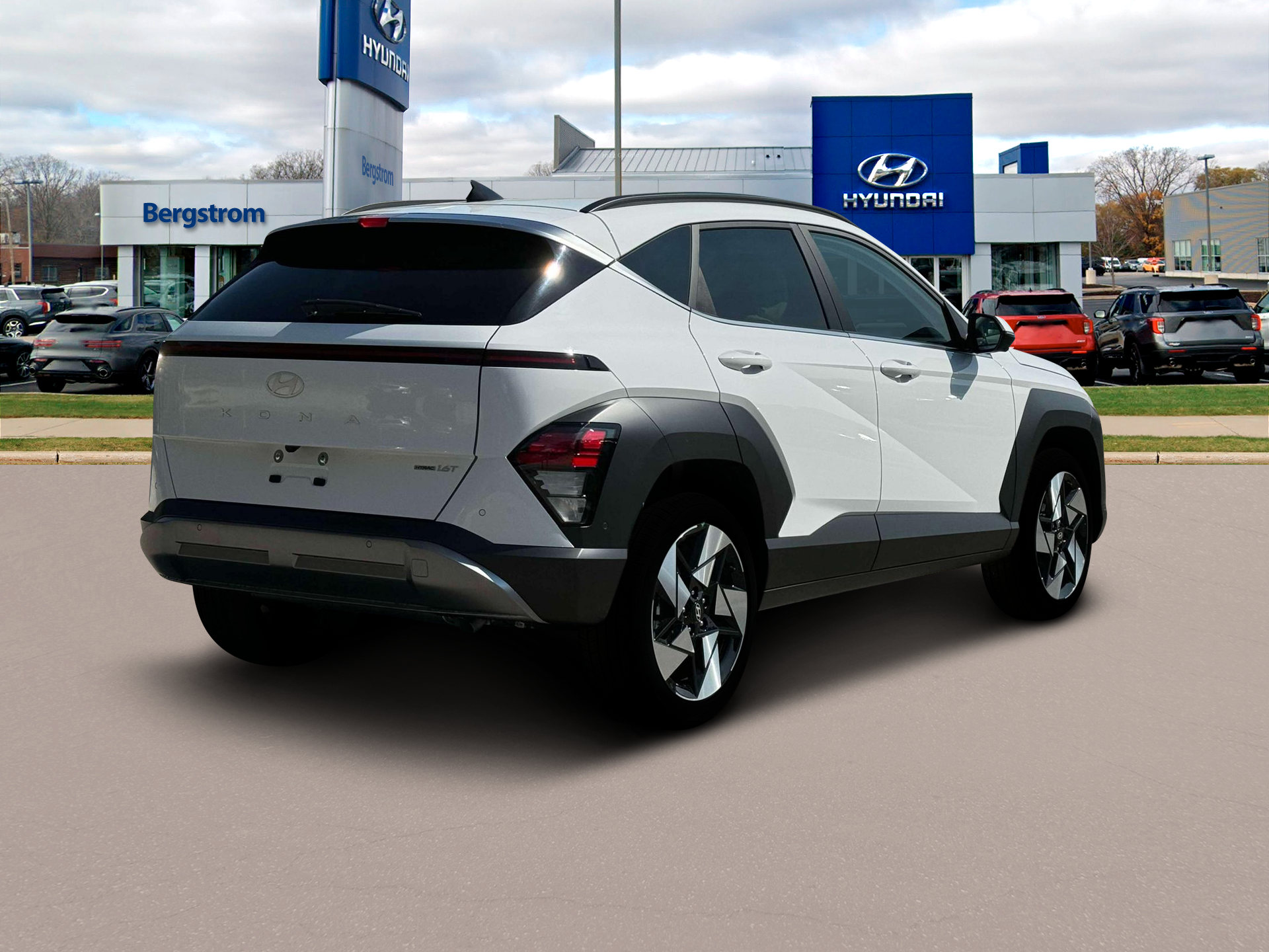 2025 Hyundai KONA Vehicle Photo in Green Bay, WI 54304