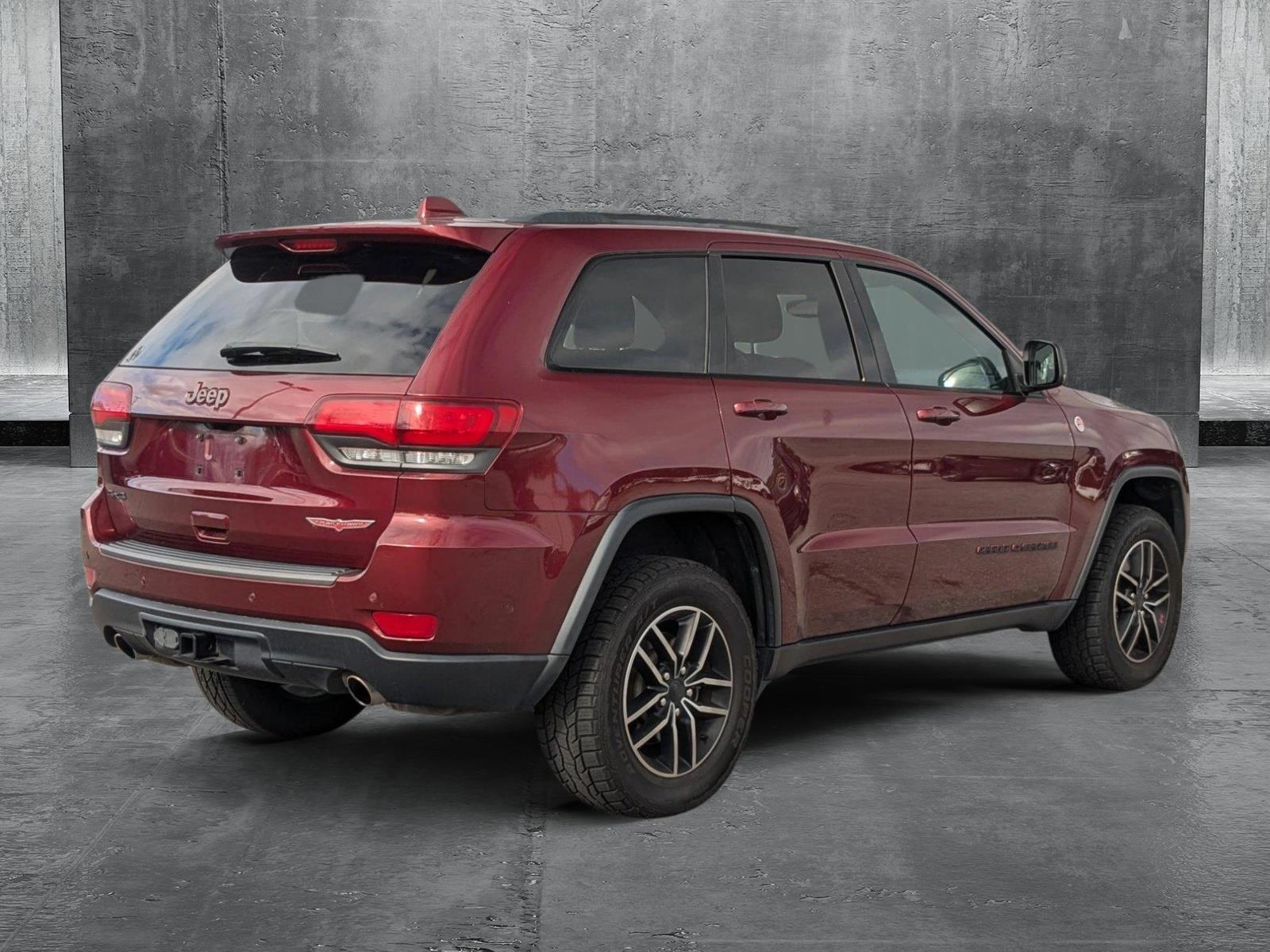 2019 Jeep Grand Cherokee Vehicle Photo in St. Petersburg, FL 33713