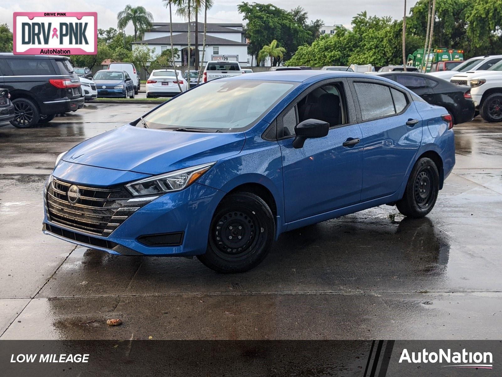 2024 Nissan Versa Vehicle Photo in PEMBROKE PINES, FL 33024-6534