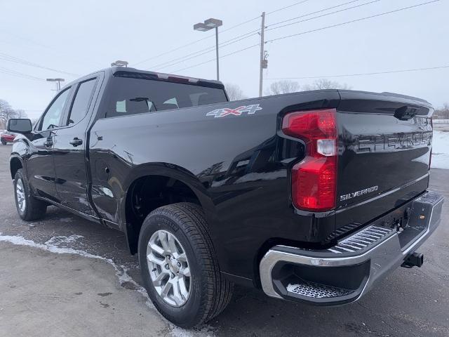 2025 Chevrolet Silverado 1500 Vehicle Photo in MANHATTAN, KS 66502-5036